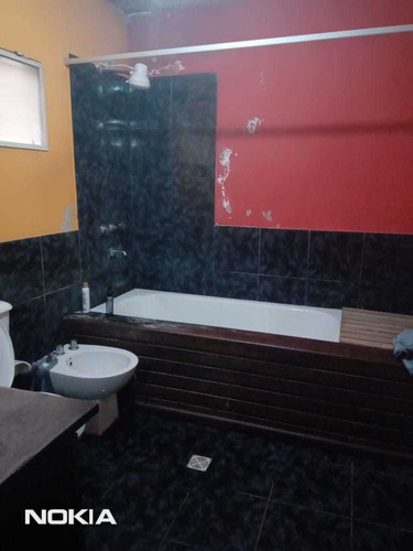 Oportunidad Casa 3 Dormitorios Amplios A Minutos Del Centro