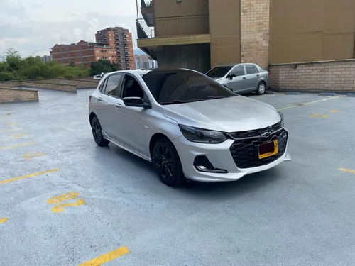 Chevrolet Onix 1.0T Rs Mt