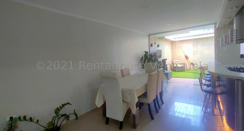 Townhouse En Venta Turmero Urb. Villa Paraiso Ec23-3845