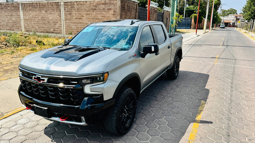 Chevrolet Cheyenne 6.2 Doble Cab Zr2 4X4 At
