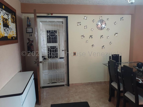 Imagen 3 de 20 de Apartamento En Venta Rmmls#23-8674 04128159347
