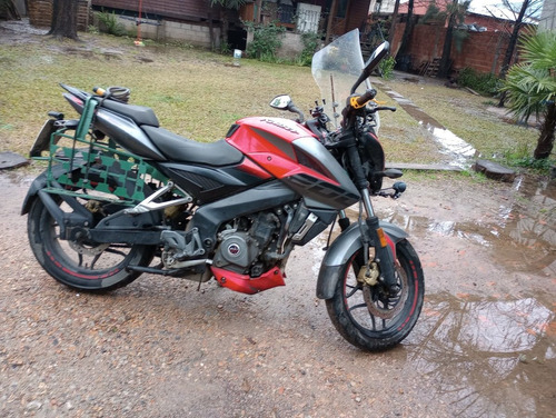 Imagen 4 de 6 de Bajaj Rouser Ns 200