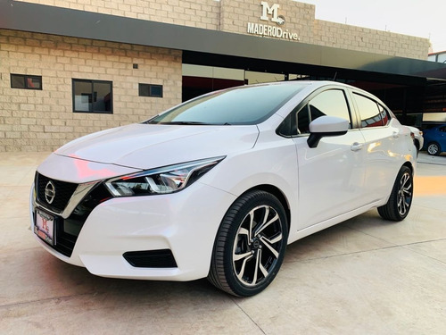 Imagen 1 de 9 de Nissan Versa Modelo 2020