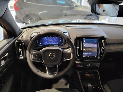 Volvo C40 P8 RECHARGE TWIN ELECTRIC ULTIMATE AWD