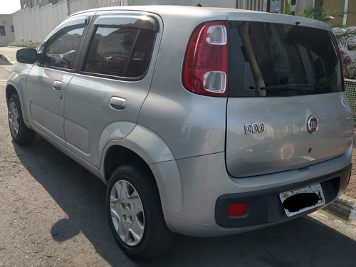 Imagem 6 de 13 de Fiat Uno Vivace Celebration 1.0 Evo Fire Flex 8v 4p Manual