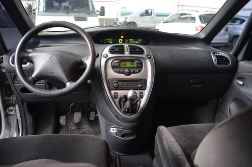 Imagen 12 de 14 de Citroen Xsara Picasso 1.6 Exclusive 2012