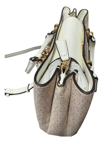 Bolsa Guess Satchel Color Beige Para Dama Sg959306-kha Beige Estampado Oro Blanco