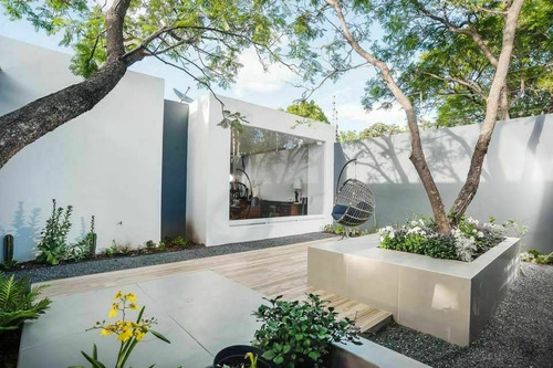 Casa De Ensueño En Venta En Villas Del Mesón