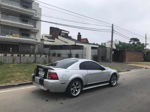 Ford Mustang 2000 4.6 V8