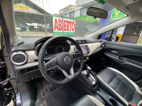 Nissan Versa 1.6 Exclusive