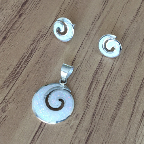 Imagen 4 de 10 de Juego Plata 925 Dije Y Aretes Opalo Set Mujer Agálea Joyería