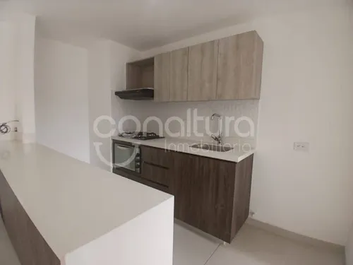 Apartamento En Arriendo San Diego 472-6239