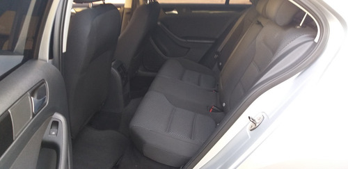 Imagem 14 de 14 de Volkswagen Jetta Comfortline 2.0 Tiptronic 2014