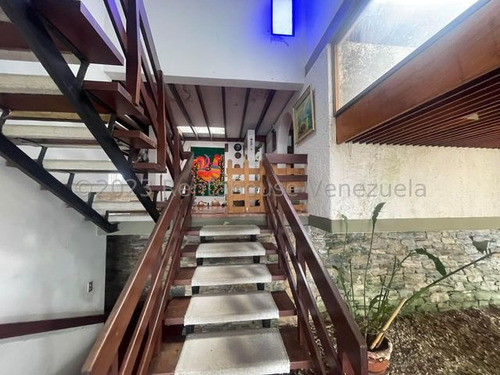 Acogedora Casa En Venta En Alto Hatillo. Negociable