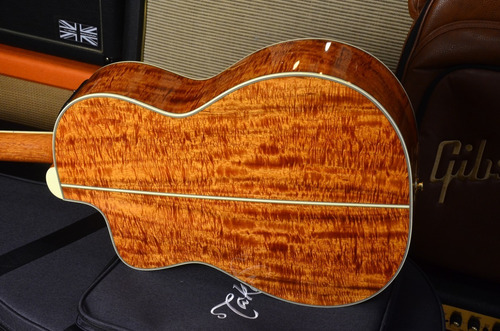 Violão Takamine Ltd 2022