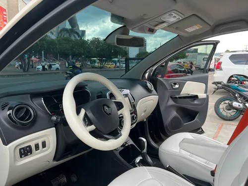 Renault Captur INTENS 2.0 AT