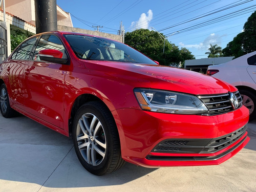 Imagen 2 de 11 de Volkswagen Jetta