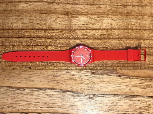 Reloj Swatch Unisex Monthly Drops Over Red Gr713 Color de la malla Rojo Color del bisel Rojo / Blanco Color del fondo Rojo / Blanco