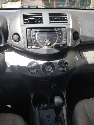 Toyota Rav4 2.4 4x4 At 2011