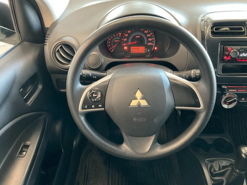 Imagen 4 de 15 de Mitsubishi Mirage Lx 2016