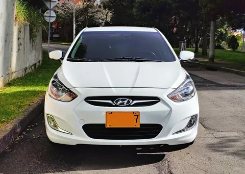 Hyundai Accent 1.6l 4 p