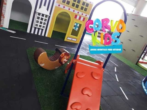 Juegos Infantiles, Paredes De Escalar, Piscinas De Pelotas