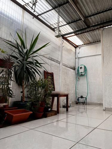 Venta De Casa Ubicada En San Joaquin