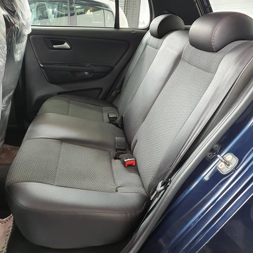 Imagem 13 de 15 de Volkswagen Fox 1.6 Mi Rock In Rio 8v Flex 4p Manual