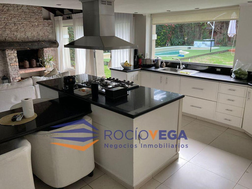Casa En Venta En Country Banco Provincia