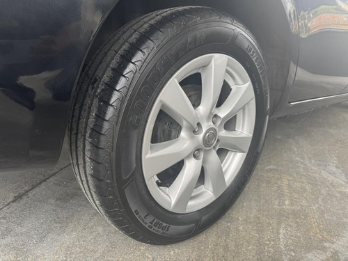 Nissan Versa 1.6 16V Flex Fuel 4p Mec.