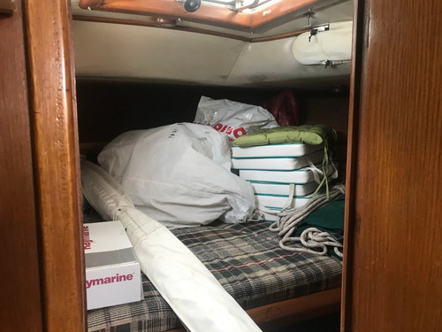 Velero Alpha 36 Motor Volvo Penta 40 Hp (2016)