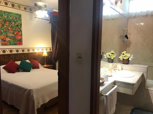 Imagen 5 de 14 de Oportunidad Casa Alquiler 5 Dormitorios 4 Baños,cochera, Wifi Alarma,pileta,quincho,jardin.a Dos Cuadras Del Mar, Disponible Solo La Segunda Quincena De Enero 2023 Uubicación Unica (mínimo Una Semana)