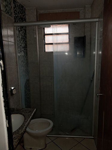 Apt 2 Quartos. Terreo. Prédio Seguro. Pronto Pra Financiar