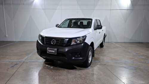Nissan NP300 2.5 DOBLE CABINA S PAQ. SEG. TM