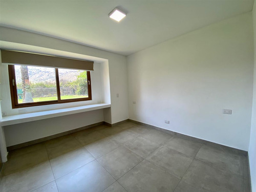 Hermosa Casa E Parcela 5000m2 En Condominio 4 D Más Serv.