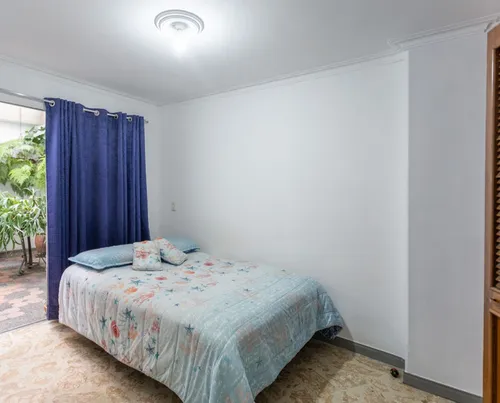 Apartamento En Venta En Laureles. Cod V13185