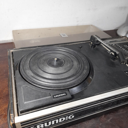 Imagem 8 de 9 de Vitrola Rádio Grundig Studio 321 Pra Peças Ou Conserto Ler