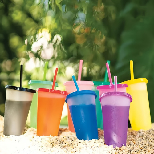 . Vasos Magicos Cambian De Color Con Tapa Y Popote 710ml