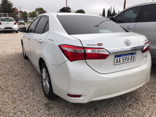 Toyota Corolla Xei Pack 1.8 Cvt Blanco 2016 205.000 Km Roas