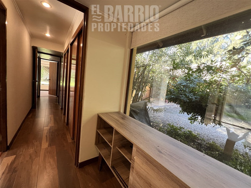 Casa En Venta En Chicureo, A Pasos Del Colegio Santa Cruz