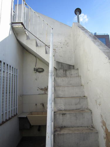 Edificio En Block En Venta Ubicado En Olivos, Zona Norte
