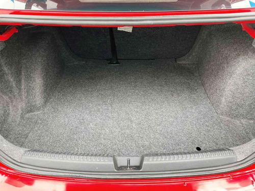 Imagen 14 de 15 de Volkswagen Vento 2017 4p Comfortline L4/1.6 Aut