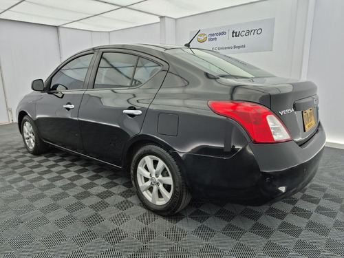 Nissan Versa 1.6 Advance