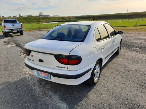 Renault Megane 1998 2.0 Rt Extra Full.