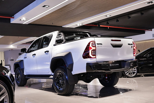 Toyota Hilux Gr-sport Iv Gr4 4x4 2.8 Tdi 6 At 224cv