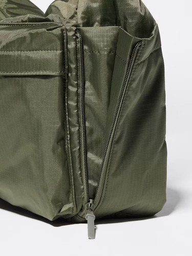 Bolso Con Bolsillo Uniqlo Nuevo Original Verde Oscuro