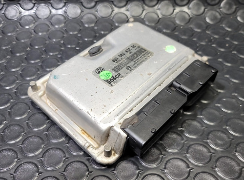 Computadora Motor Jetta Bora 2005-2006 2.5 06a906032qc Libre (Usado)