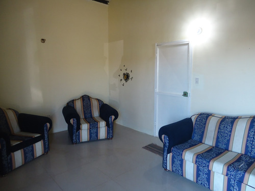 Imagen 4 de 7 de Casa En Alquiler Urb El Faro