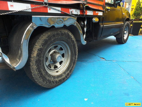 Imagen 18 de 25 de Mazda B2000