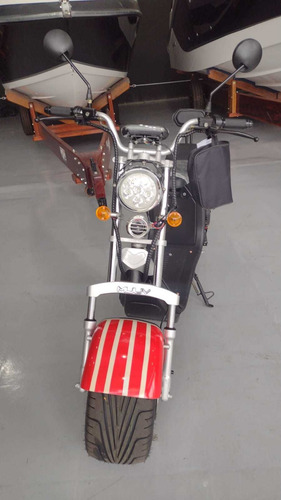 Imagem 10 de 24 de Scooter Elétrica Custom L Eua - 2000w - Muuv